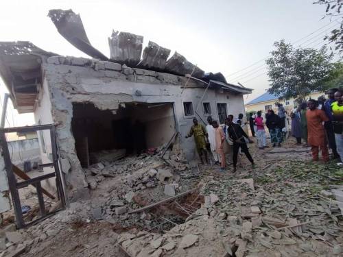 Blasts Kill 5 in Nigeria’s Maiduguri as President Mohamadu Buhari Visits.lelemuku.com.jpg