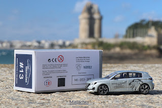 Les Petites Mininches - 🦁 Notre Peugeot 308 Hybride #13 est disponible 🦁  Une collection de miniatures comporte forcément un garage, mais alors  pourquoi ne pas vous proposer une miniature essai ?
