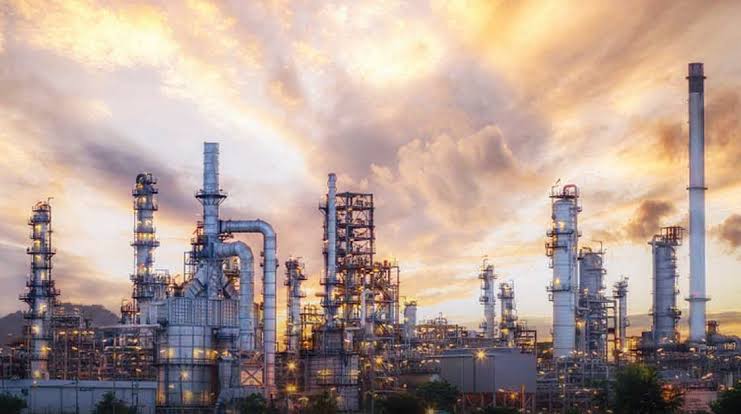 دولة الإمارات تصبح الدولة الأولى في الخليج في خفض انبعاثات الكربون