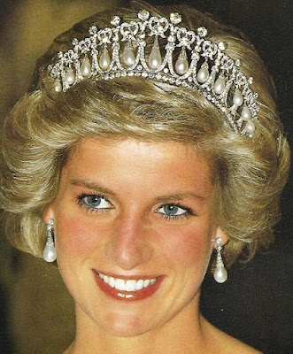 cambridge lovers knot tiara queen mary united kingdom princess diana wales pearl e. wolff garrard