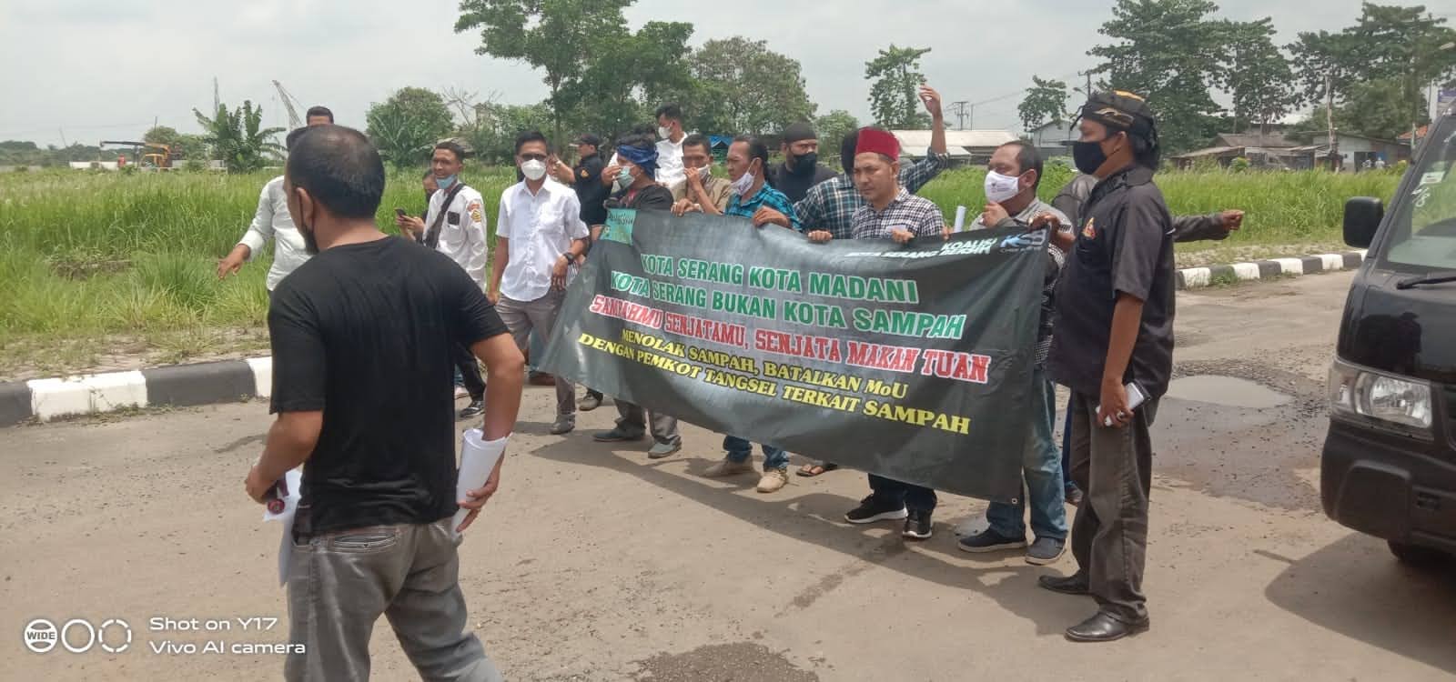 Koalisi Serang Bersih Geruduk Gedung DPRD Kota Serang