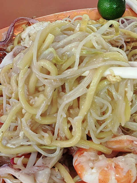 Blue_Star_Fried_Hokkien_Mee_Hainanese_Village_Hougang_藍星馳名福建面