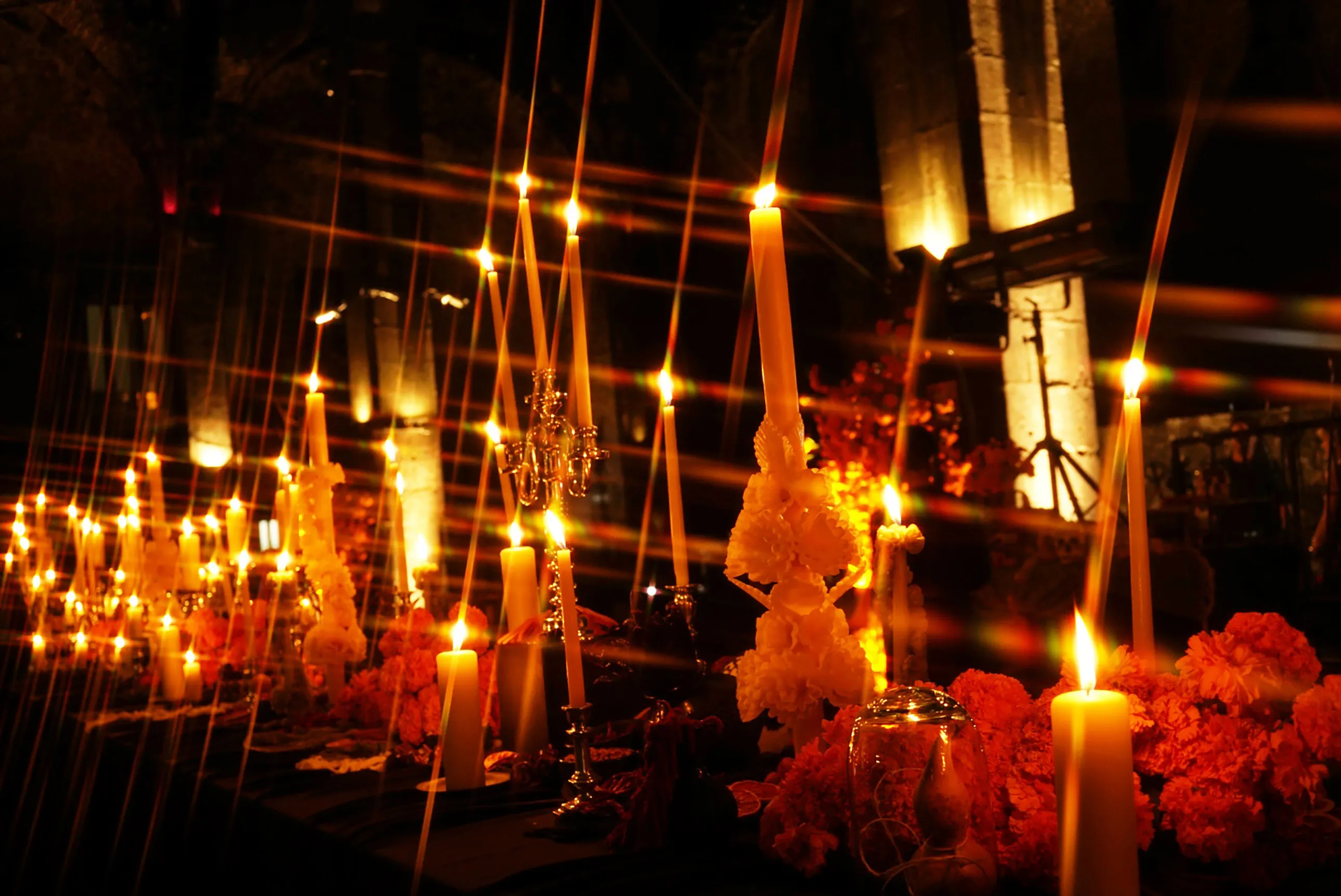 Vogue Gala Día de Muertos velas