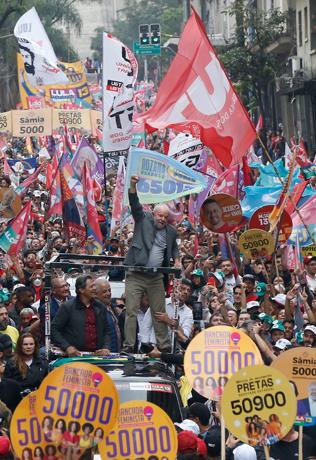 Lula y Bolsonaro se enfrentan este domingo por la presidencia de Brasil