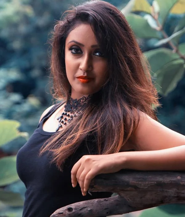 Jaya Pandey hot bhojpuri ullu actress