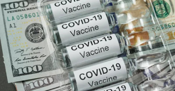 Δρ. Ζελένκο: «Από τα εμβόλια κερδίζουν μόνο οι φαρμακευτικές»