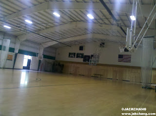 室內籃球場