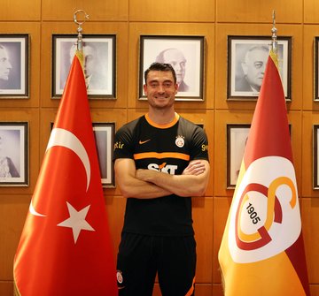 Oficial: Galatasaray, Albert Riera al cuerpo técnico