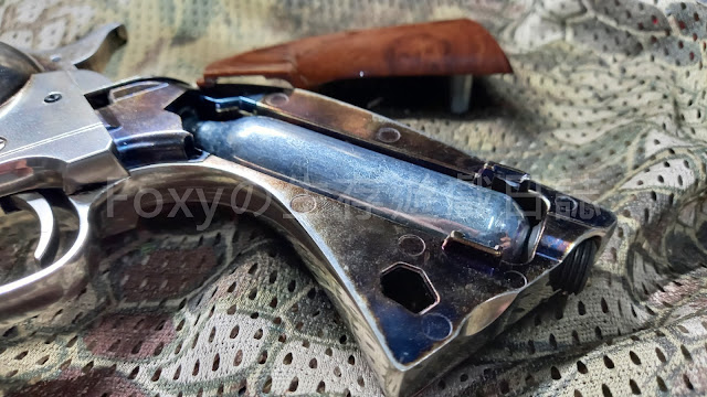 WG Umarex Colt SAA.45 鋼瓶裝填