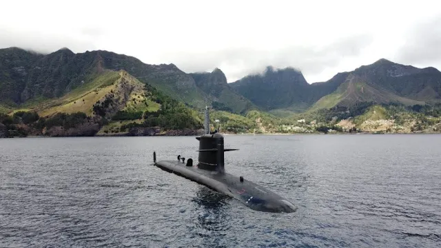 Los-submarinos--scorpene,-el-"O'Higgins"-y-"Carrera"--arribaron-al-archipiélago-de-Juan-Fernández