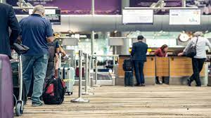 choose atlernative airports to save money to fly