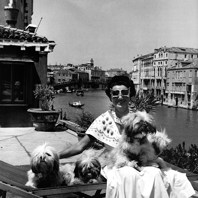 18 Photographs of Peggy Guggenheim Wearing Her Iconic “Butterfly ...