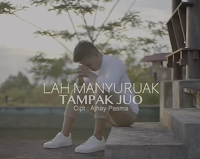 arti lirik lagu lah manyuruak tampak juo