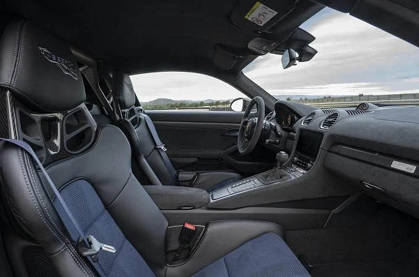 Interior Porsche 718 Cayman GT4 RS