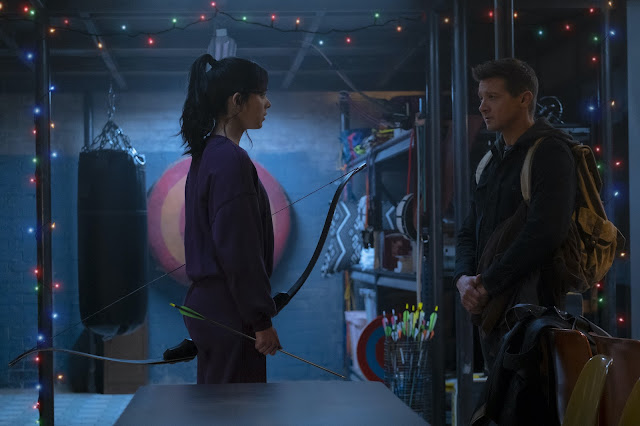 Jeremy Renner as Haweye and Hailee Steinfeld as Kate Bishop