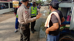 Edukasi Prokes, Polsek Karangampel Polres Indramayu Ajak Masyarakat Konsisten Penerapan 5-M