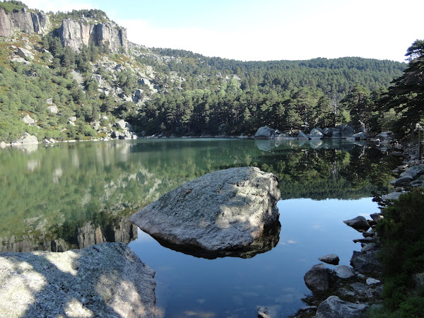 LA LAGUNA NEGRA DE MACHADO EN VINUESA (SORIA)