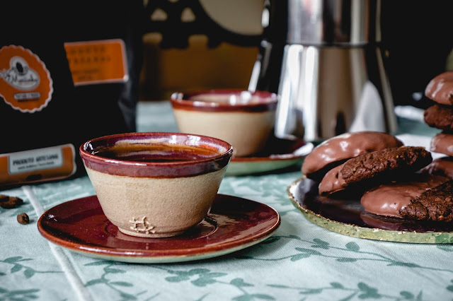 Copos de cerâmica para servir café