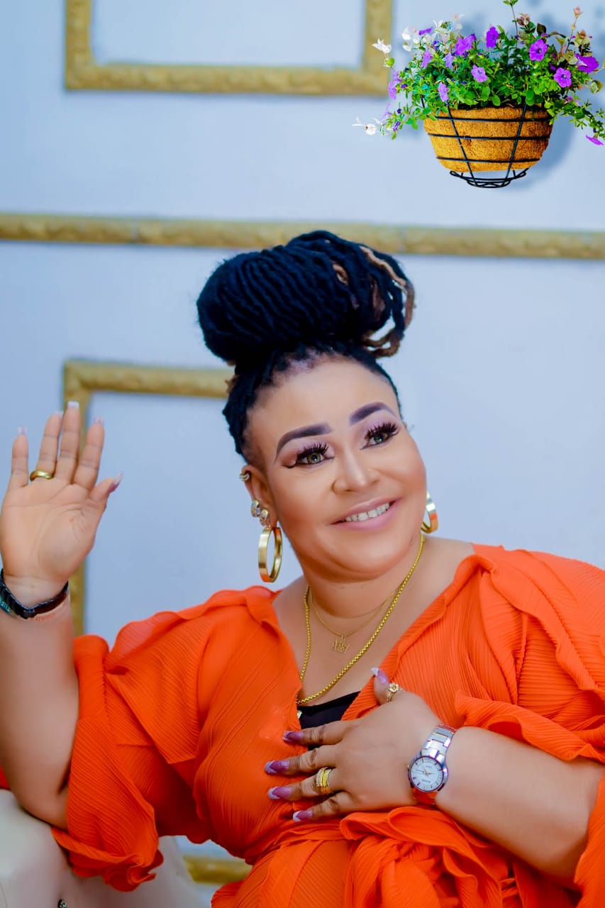 [Biography] Full Biography of Debby Alex - A vibrant Nigerian Gospel artist