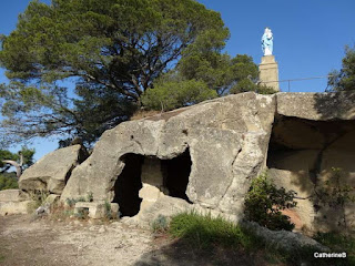 habitats-troglo-cirque-calès-jpg