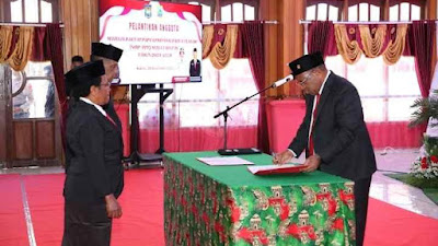 Wamendagri Resmi Lantik Anggota Pokja Agama MRP Provinsi Papua Tengah.