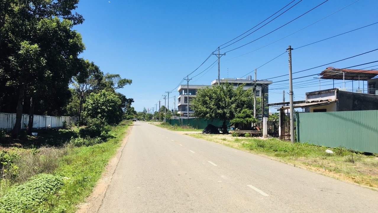 hình ảnh thực tế tuyến đường tỉnh lộ 328 đoạn ấp Hồ tràm thuộc xã Phước Thuận , huyện Xuyên Mộc tỉnh Bà Rịa - Vũng Tàu