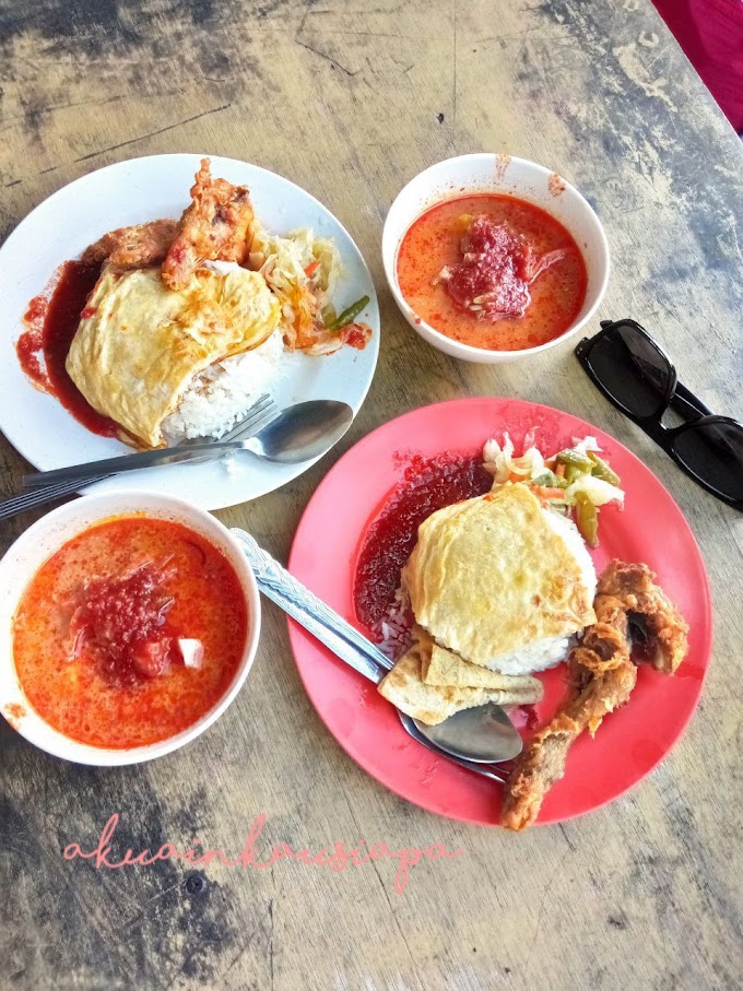 Sarapan Pagi Di Habib Nasi Lemak Sup Tauhu Di Batu Pahat