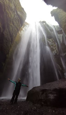 Islandia, la cascada Gljúfrabúi.