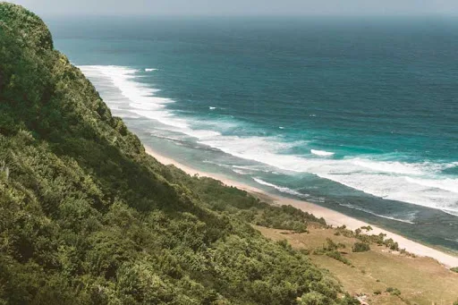 Pantai Nyang Nyang Uluwatu Bali