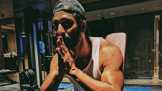 Vicky Kaushal posts photograph with smart articulation, fan asks 'Would you say you are missing Katrina Kaif?'