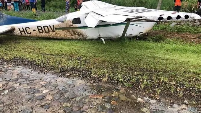 Avioneta Cessna se accidenta en pista de Morona Santiago, pero tripulación sale ilesa