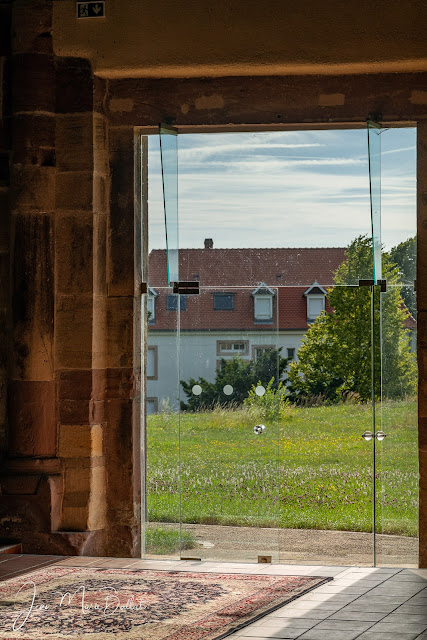 Abbaye de Marbach — Narthex. Vue vers l'est