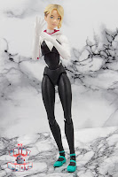 MAFEX Spider-Gwen (Gwen Stacy) 22