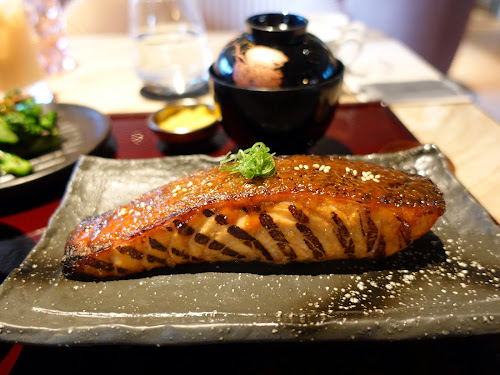 Zoku Restaurant & Terrace 族 at The Hari, contemporary Japanese restaurant Wanchai - Miso glazed salmon