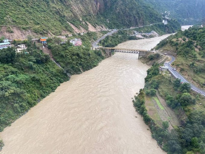 उत्तराखंड में लगातार बढ़ती बारिश से हो रहे नुकसान का मुख्यमंत्री ने जायजा लिया तथा आपदा पीड़ितों को आर्थिक सहायता देने की भी बात कही