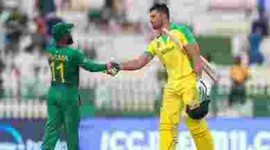 Australia beat South Africa by five wickets.