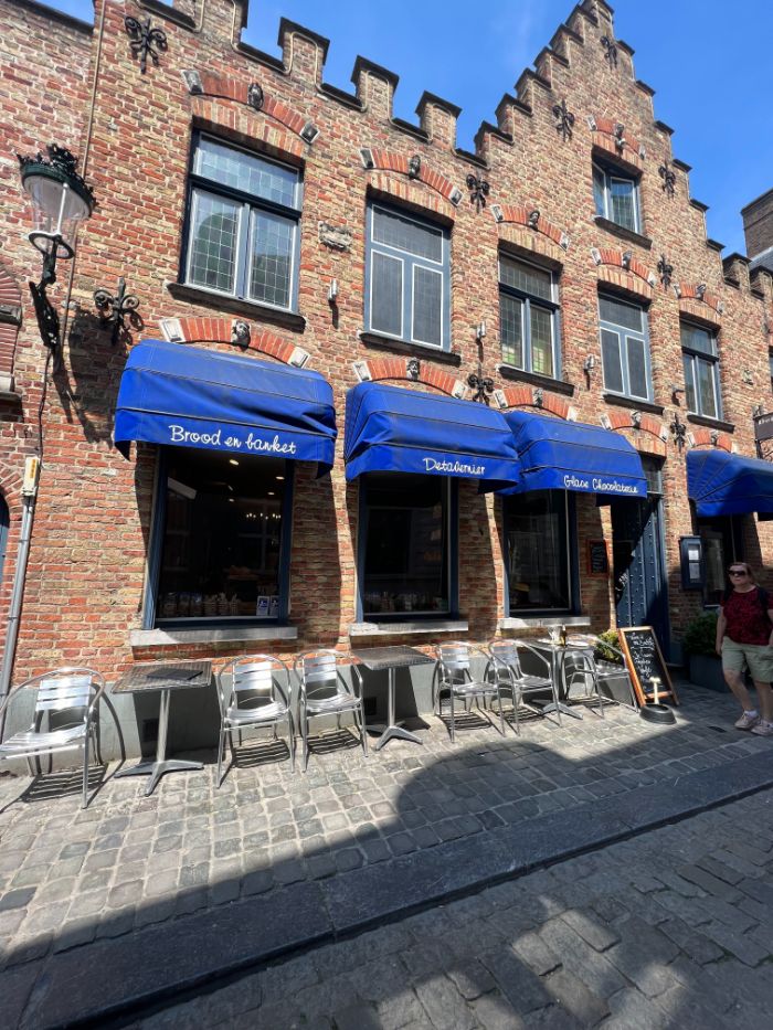 Patisseries at Carpe Diem, Bruges - Review