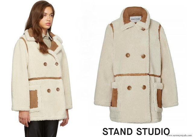 Stand Studio off-white chloe jacket