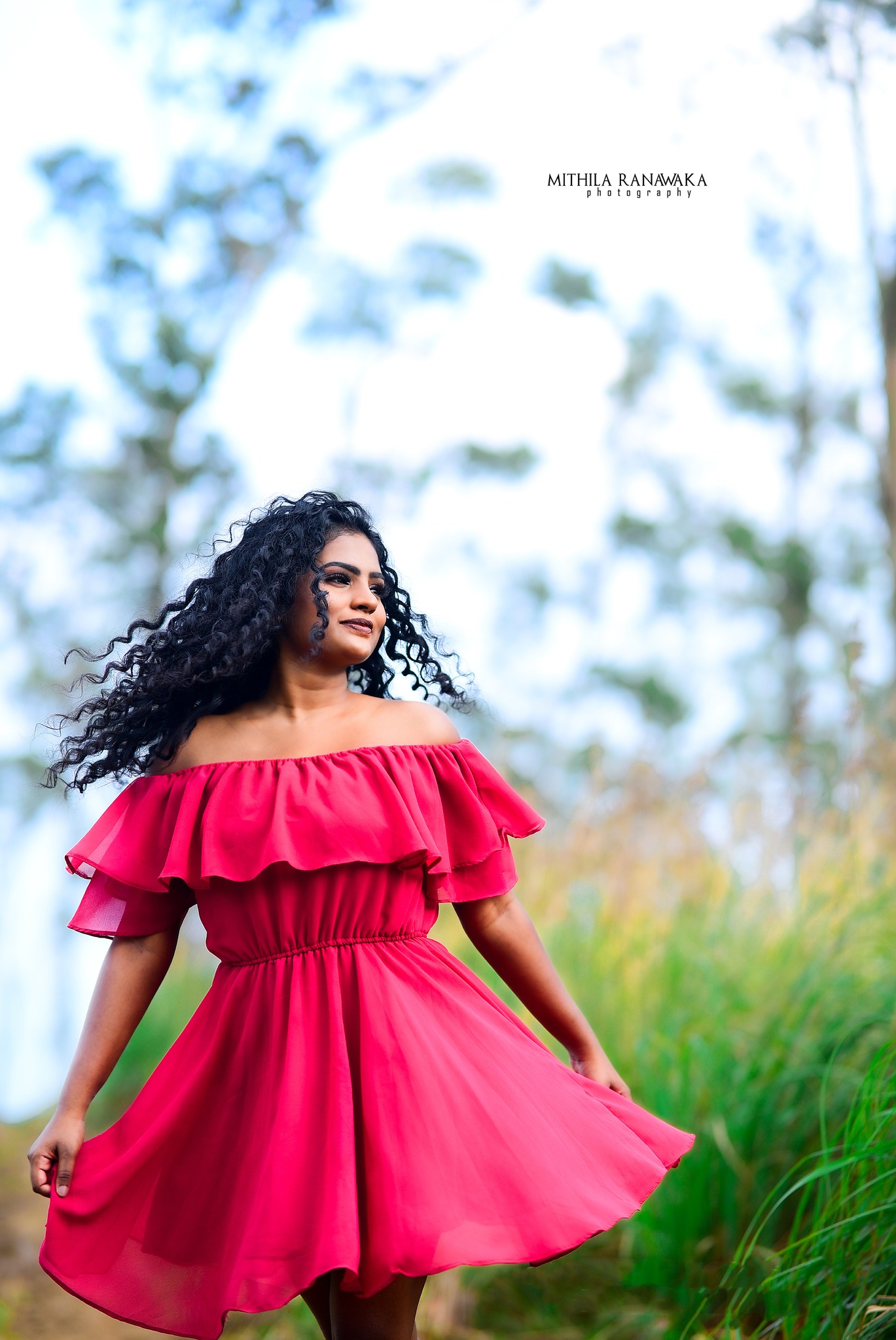 Kavindi Sandeepani brown asian curly hair girl model