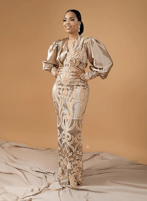 Gold Lace Asoebi Styles Trending in 2022