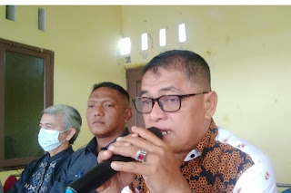 Sekcam Bakung Serumpun hadiri rapat penyusunan RPJMDES di Desa Cempa,ini pesannya