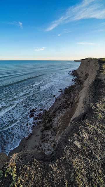 Cliff On Sea Coast Wallpaper