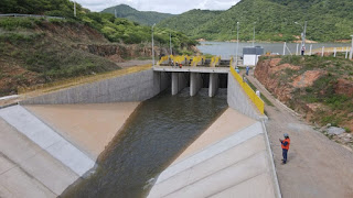 Águas da transposição do São Francisco chegam à Barragem Engenheiro Avidos, na Paraíba