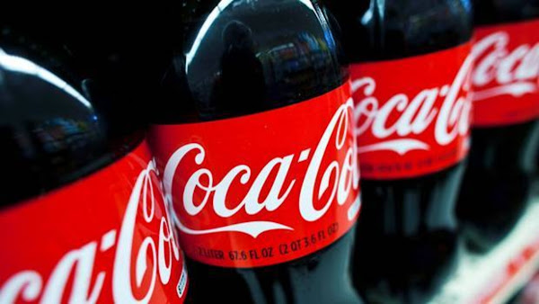 ¡Bravo! Baja el consumo de Coca-Cola en México, ahora tomamos más agua.