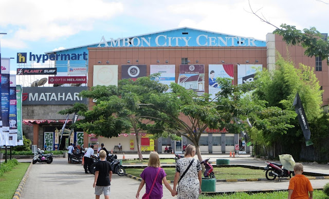 Kejaksaan Agung Sita Tanah dan Bangunan Ambon City Centre Milik Teddy Tjockrosaputro.lelemuku.com.jpg