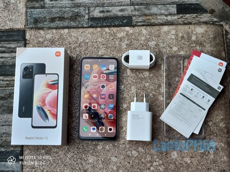 Paket Penjualan Xiaomi Redmi Note 12 Ice Blue