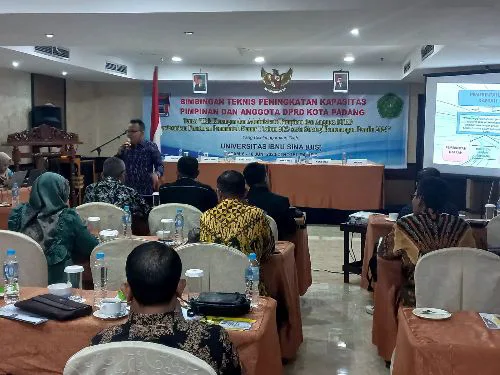 Tingkatkan Kapasitas Pimpinan dan Anggota, DPRD Kota Padang Gelar Bimtek di Batam, Ini Materi yang Diikuti