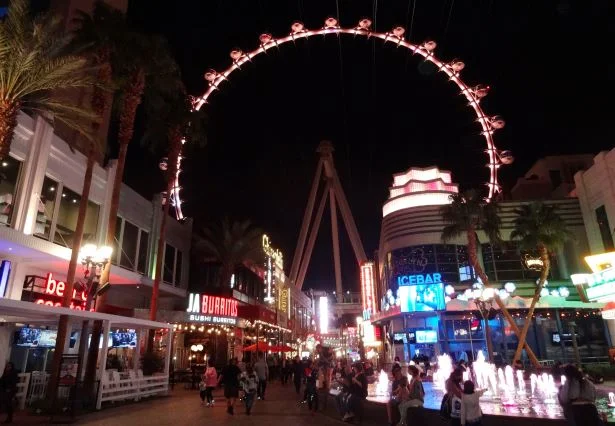 The Linq Promenade