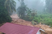 Diterjang Banjir Bandang, MCK Desa Aek Baru Jae Porak Poranda
