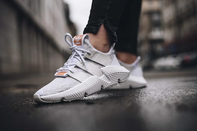 Adidas Prophere thường xuyên cháy hàng